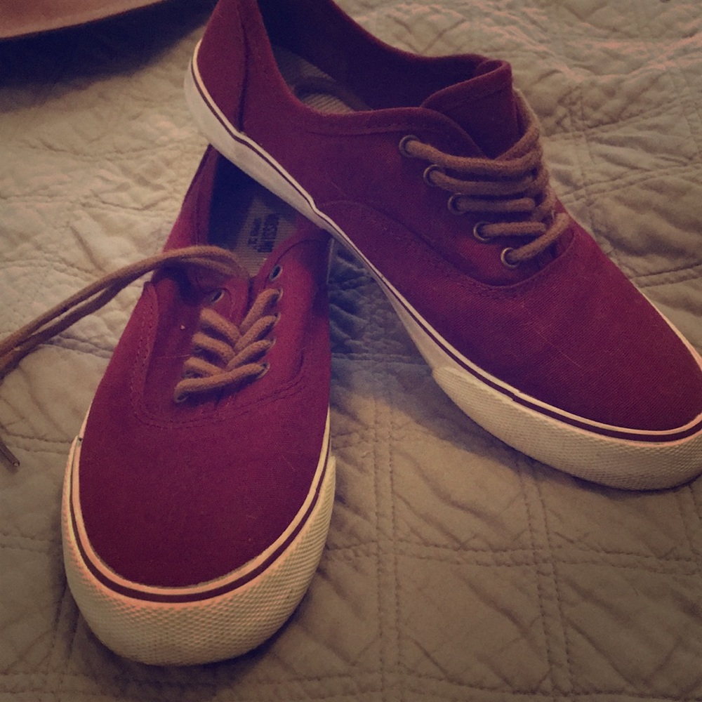 Slip-on sneakers